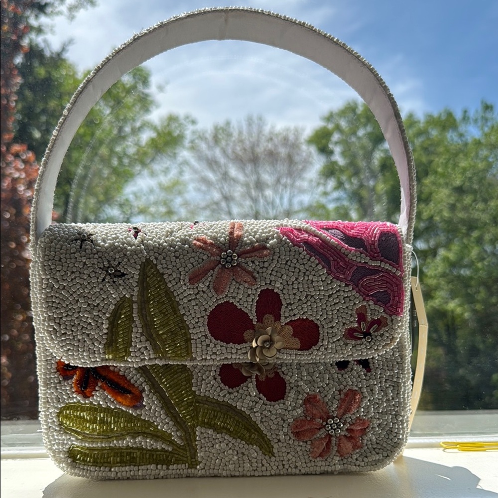 Embroidered Floral White Handbag